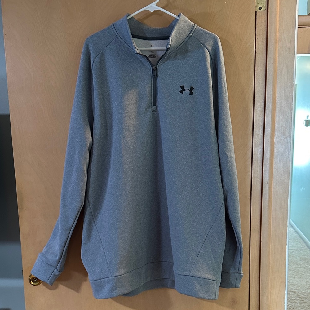 Under Armour Men’s Heather Gray Quarter Zip